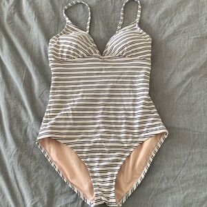 Fully lined swim suit